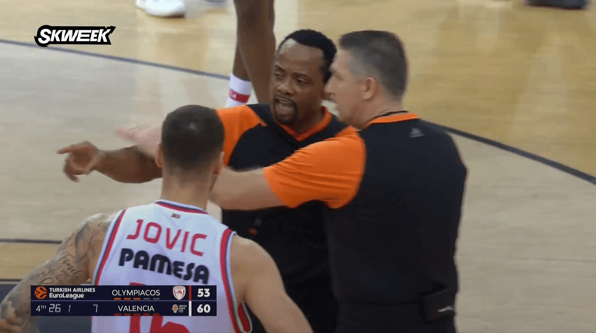 Joseph Bissang victime de racisme en Grèce : un fan de l’Olympiakos radié à vie
