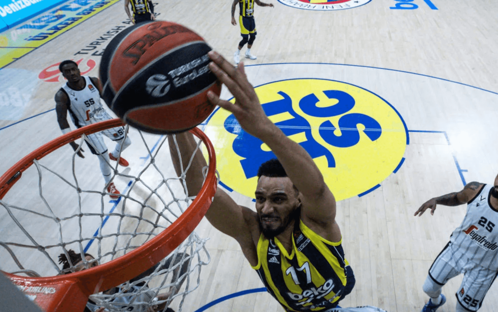 Amine Noua et Fenerbahçe jouent un mauvais tour à l’ASVEL