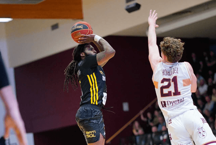 Tray Buchanan et ses 23 points dans le dernier quart-temps : « Les consignes ? Lui donner la balle »