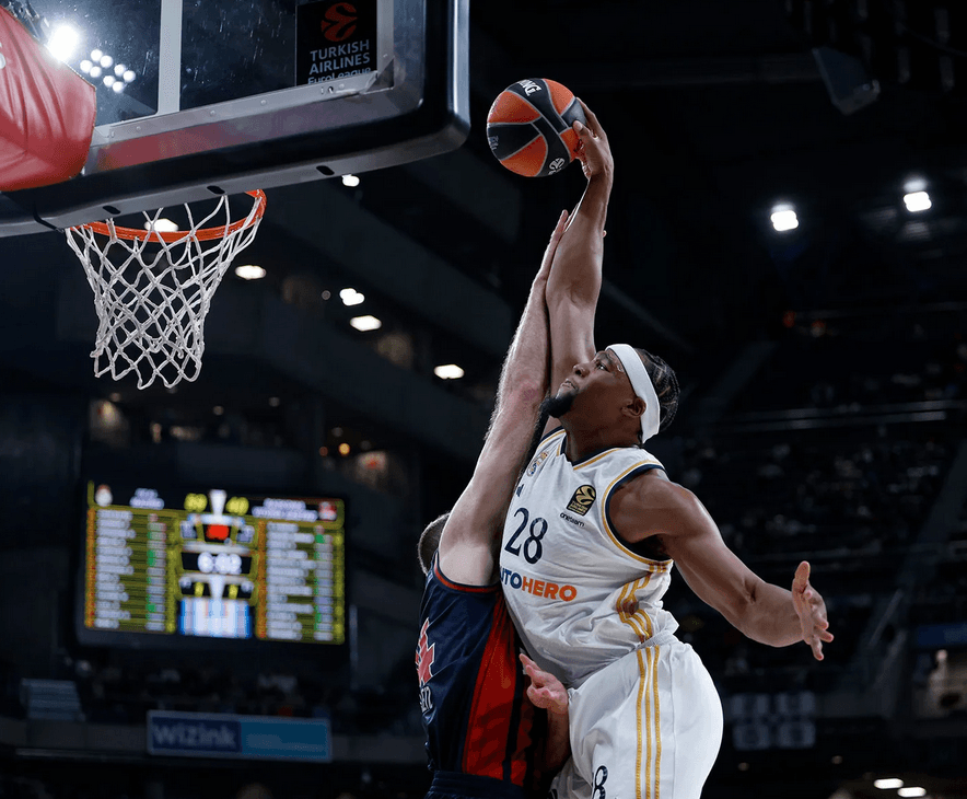 Un énorme Lessort ne suffit pas pour le Panathinaïkos, Yabusele réussit sa 200e avec le Real Madrid