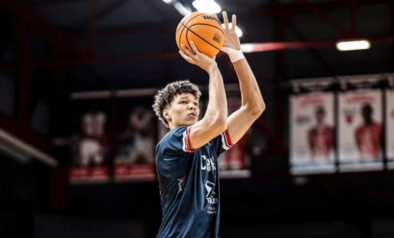 Tidjane Salaün (Cholet) élu meilleur jeune de la BCL