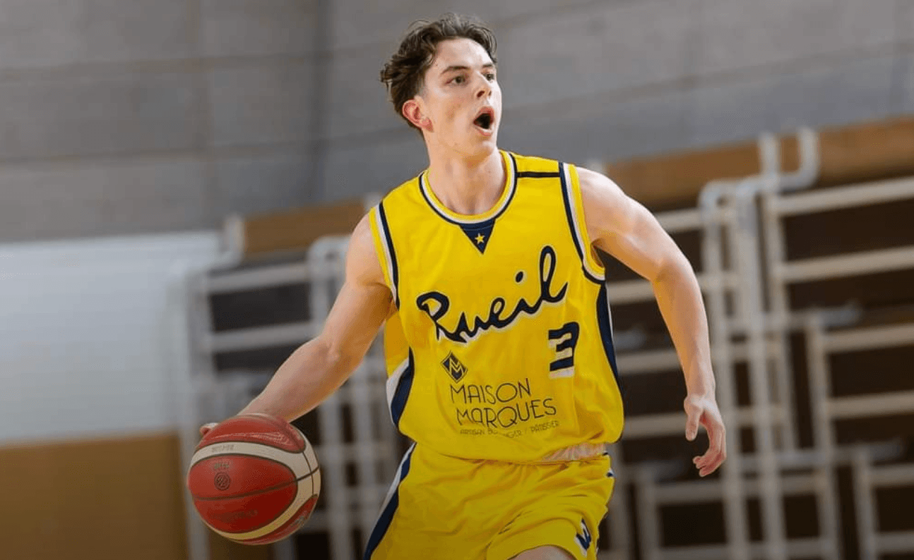 Elian Benitez vers le Nantes Basket Hermine