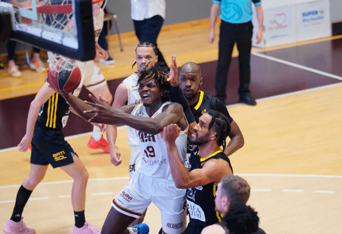 L’Alliance Sport Alsace force un match d’appui : le leader de la régulière La Rochelle en danger
