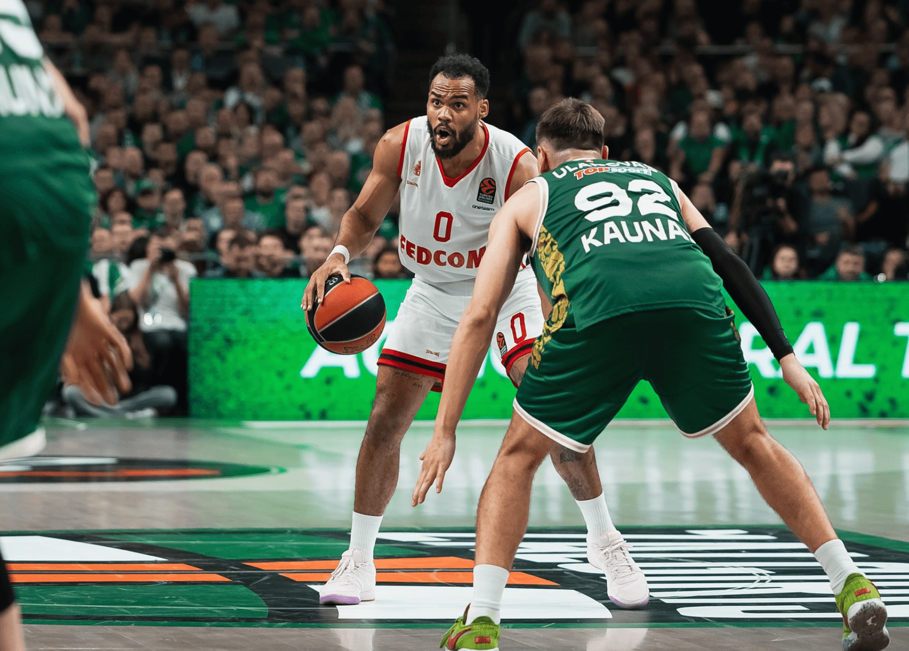 Malgré des balles de match, Monaco s’incline chez le leader Kaunas