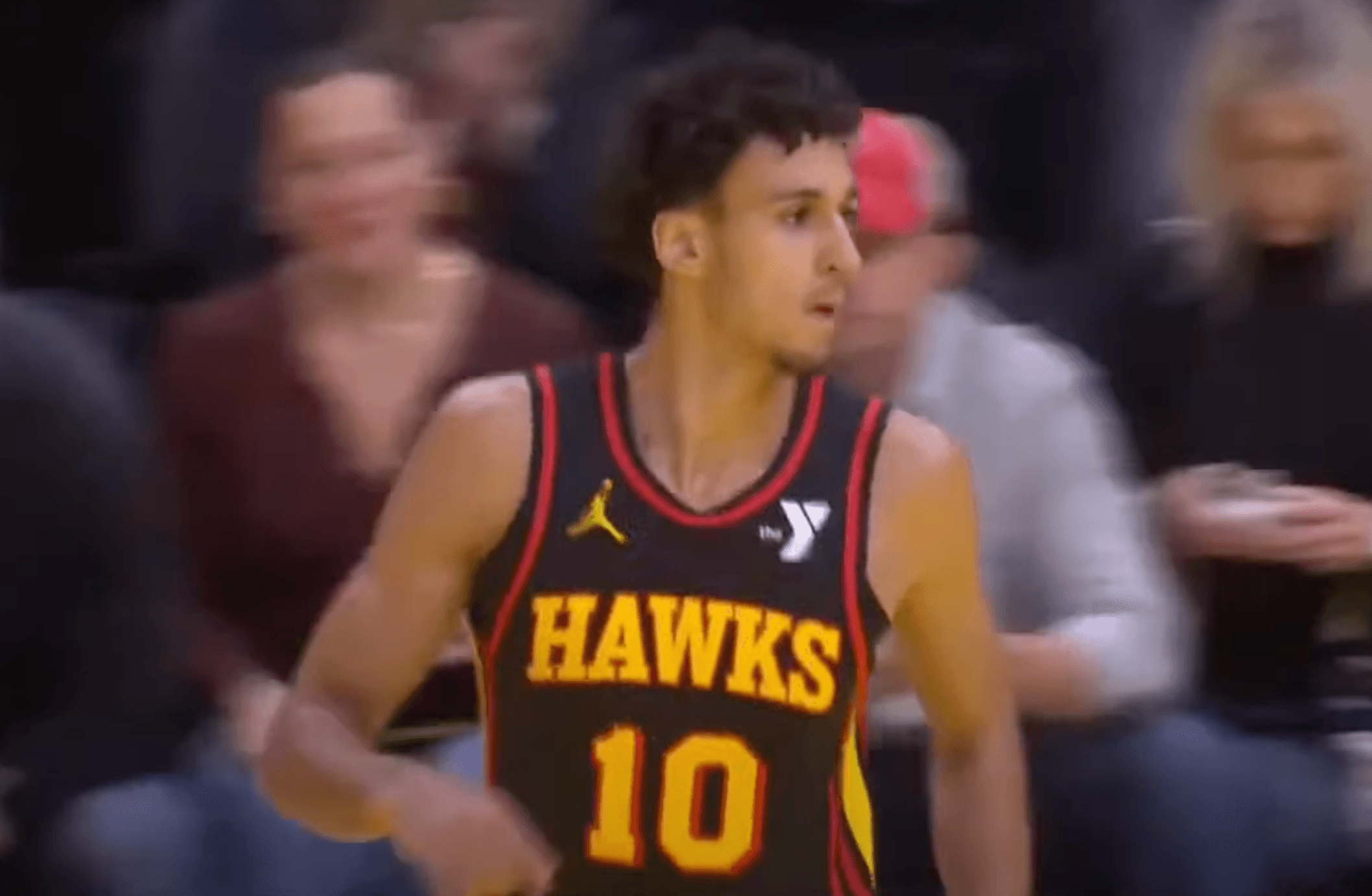 Zaccharie Risacher et les Hawks deviennent la bête noire de Cleveland et Kenny Atkinson