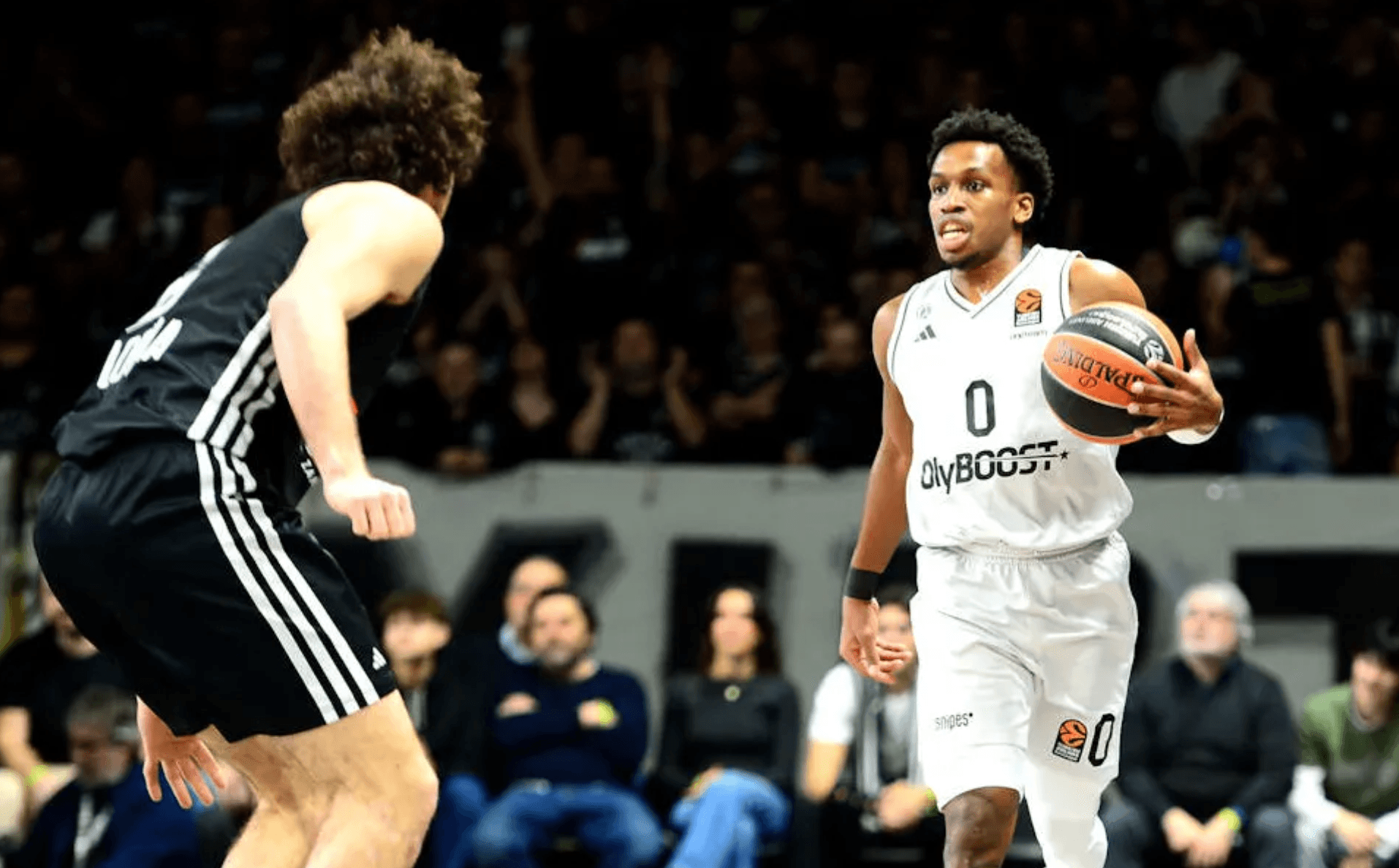 Une énorme fin de match et Paris l’emporte chez la Virtus Bologne !