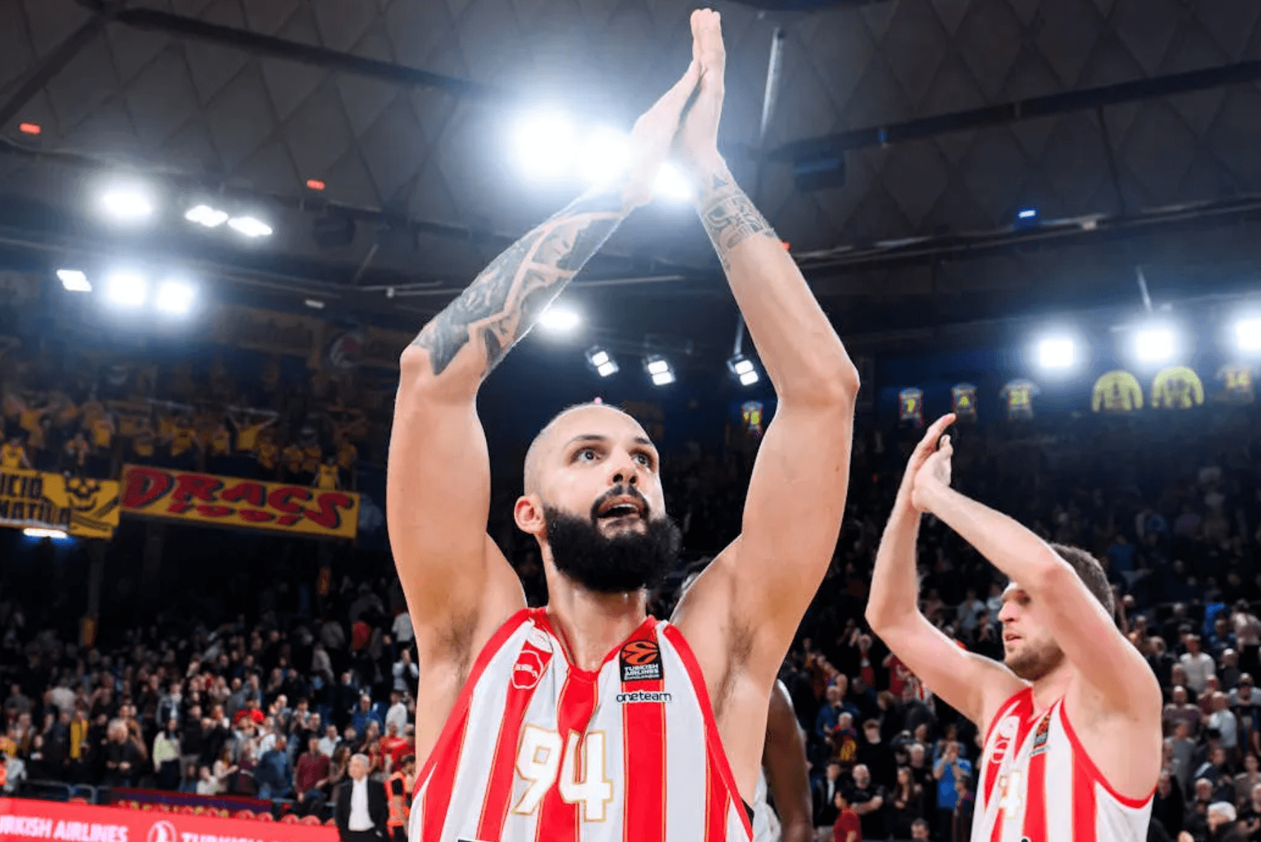 Un buzzer d’Evan Fournier pour la victoire de l’Olympiakos à Barcelone !
