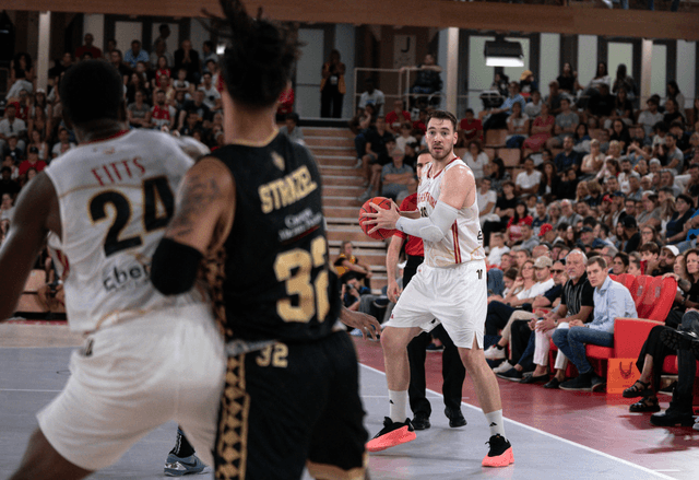 Strasbourg enregistre le retour de Hugo Invernizzi, pas encore de Vitalis Chikoko