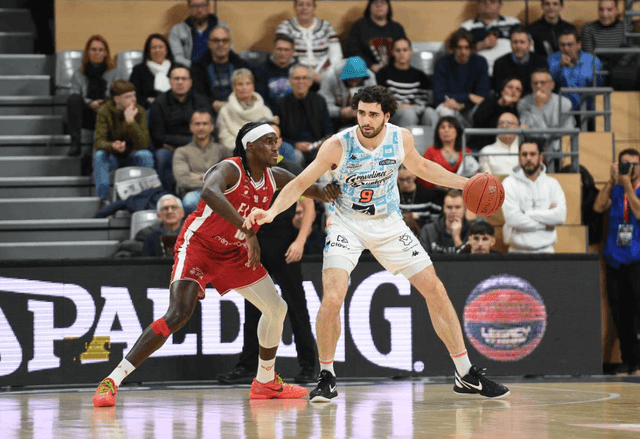 Après Gravelines-Dunkerque, Giorgi Bezhanishvili file en Espagne