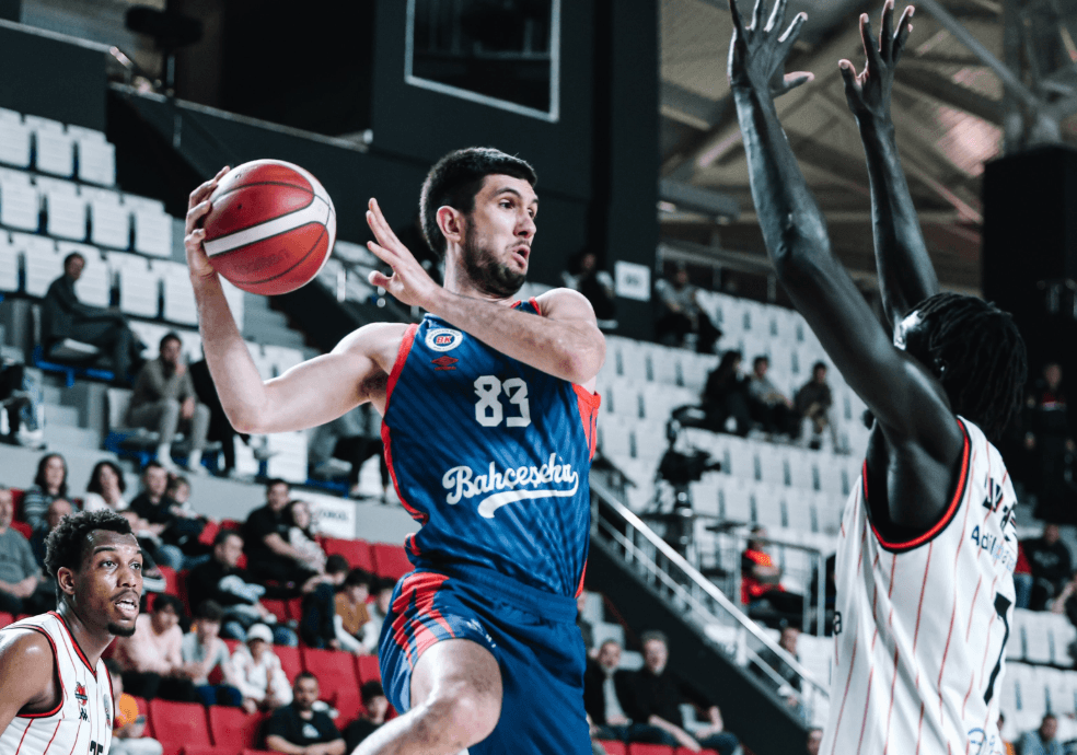 Axel Bouteille et Bahcesehir plus forts que Hugo Besson et Manisa