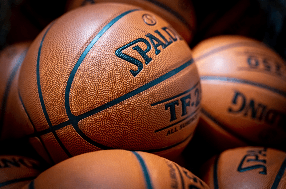 Nadir Hifi Embrasse Son Rôle De Leader Avec Paris Et L’Équipe De France Avant L’EuroBasket