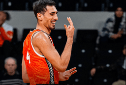 David Simonovic peut avoir le sourire, son équipe du Mans a fait tomber Bourg, invaincu jusqu'alors