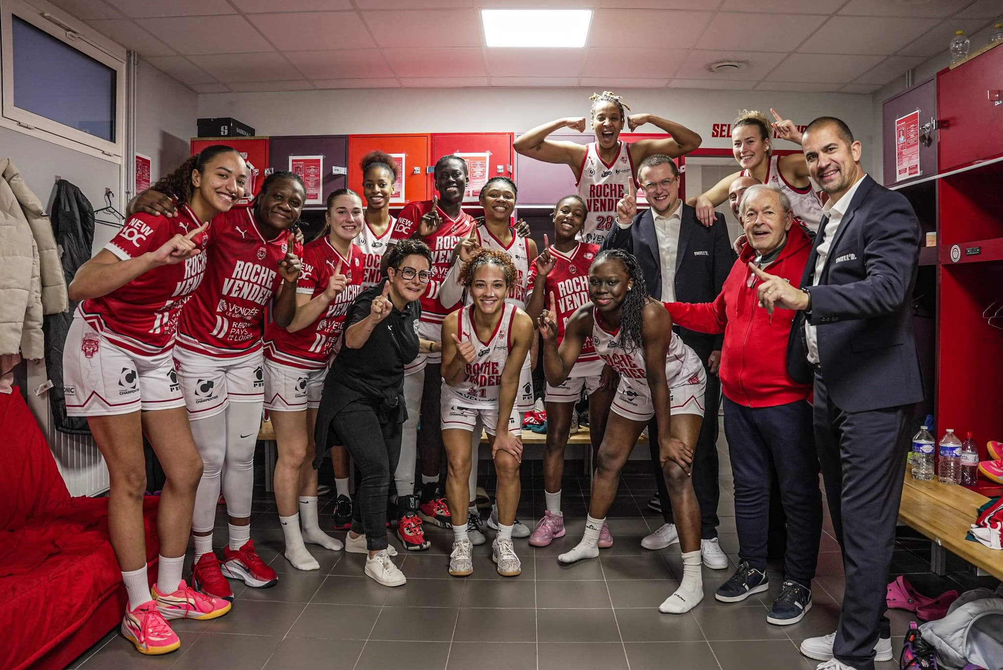 Landerneau et La Roche Vendée assurent leur maintien, Chartres redescend en LF2
