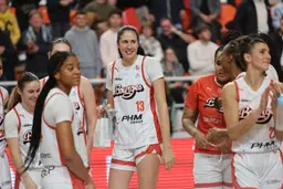 C'est officiel, Alicia Tournebize rejoint South Carolina