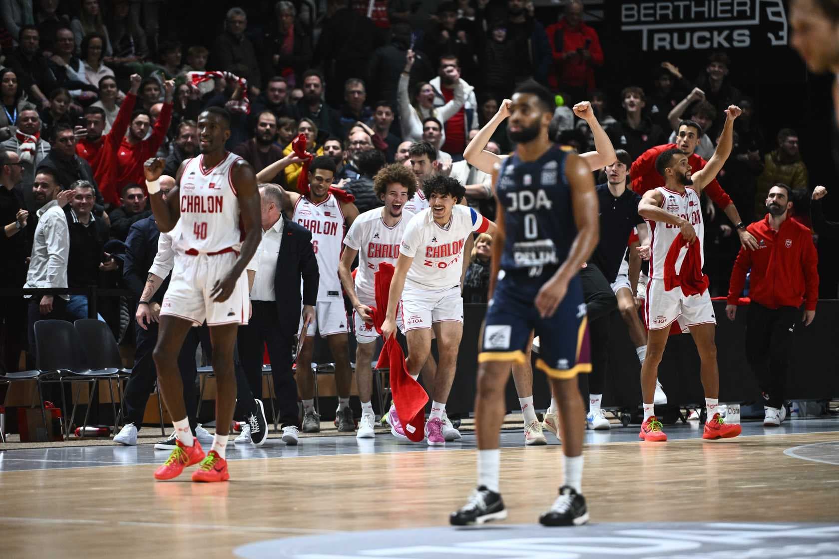 Chalon confirme en gagnant le derby bourguignon à Dijon