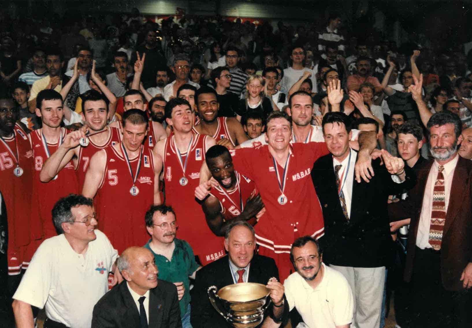 « Vous ne tiendrez qu’un an en Pro B » : 1 000 matchs plus tard, le miracle permanent d’Aix-Maurienne