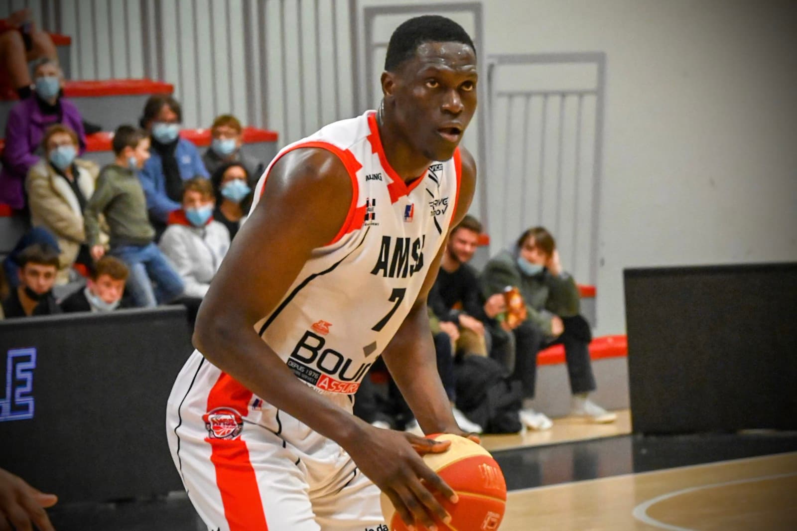 Cheikh Sané de retour à Aix-Maurienne ? Le pivot sénégalais à l’essai pour remplacer Willem Brandwijk