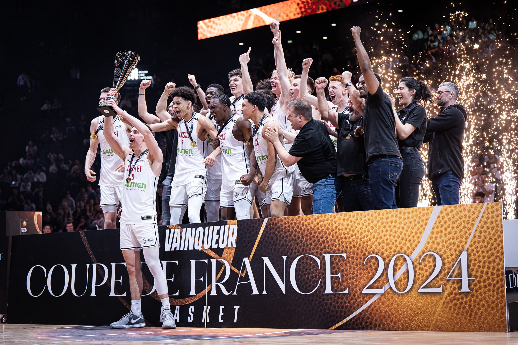 Cholet Basket, intarissable pépinière : septième Coupe de France U17 pour l’Académie Gautier !