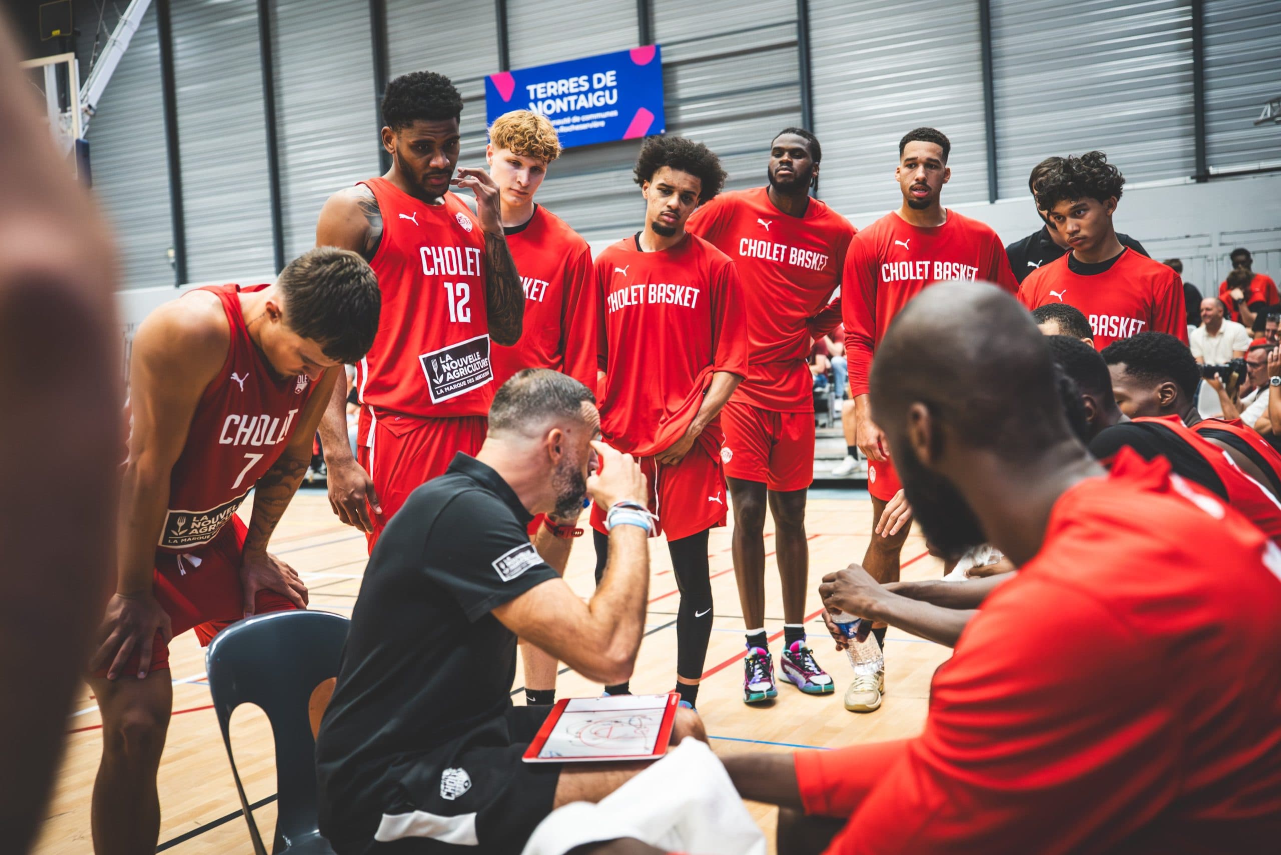 Cholet réussit la passe de deux en Betclic ÉLITE, face à Boulazac