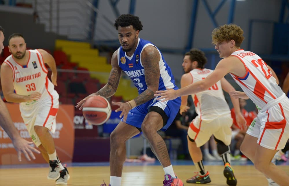 Chris Jones en finale du Championnat d’Europe des petits pays avec l’Arménie