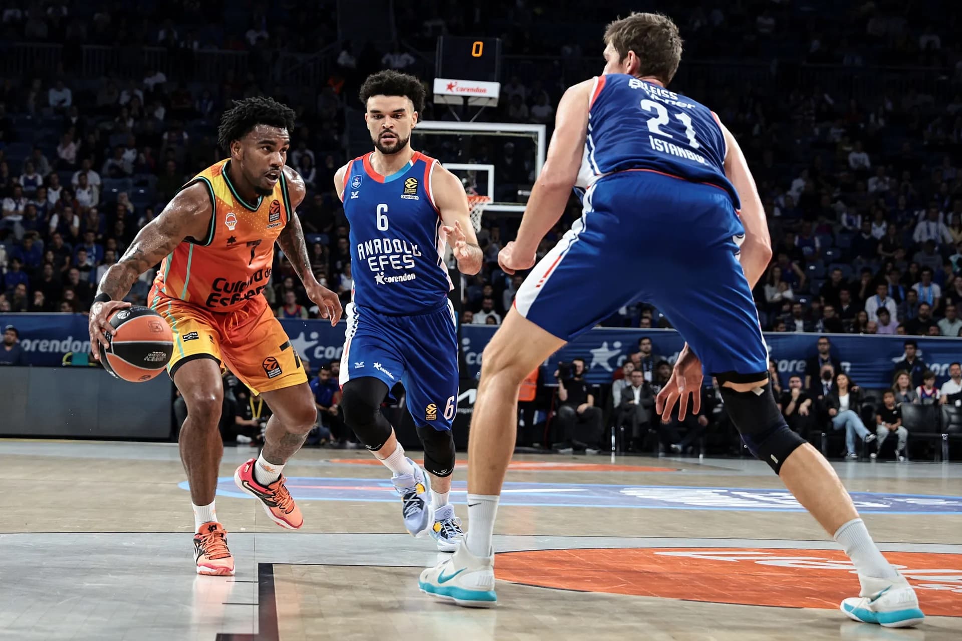 L’Anadolu Efes Istanbul encore battu, par Valence
