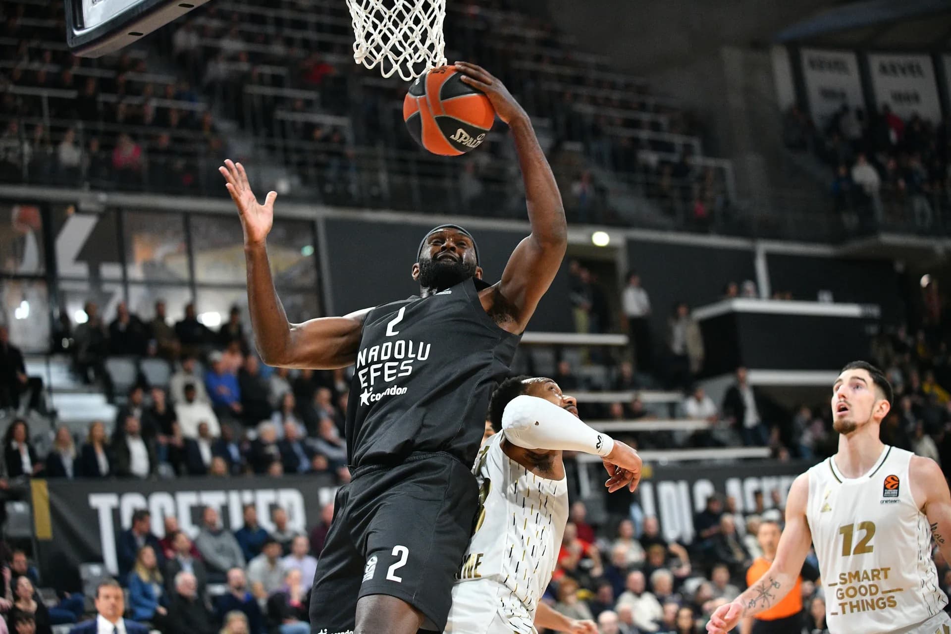 Soulagement pour l’Anadolu Efes, Chris Singleton est sorti de l’hôpital