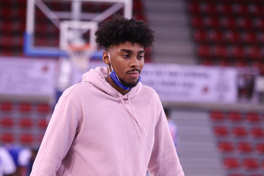 Lorient conserve le jeune ailier Christopher Robert