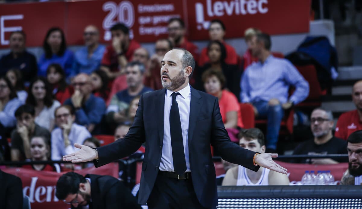 Encore battu, le Real Madrid envisage déjà de changer son coach