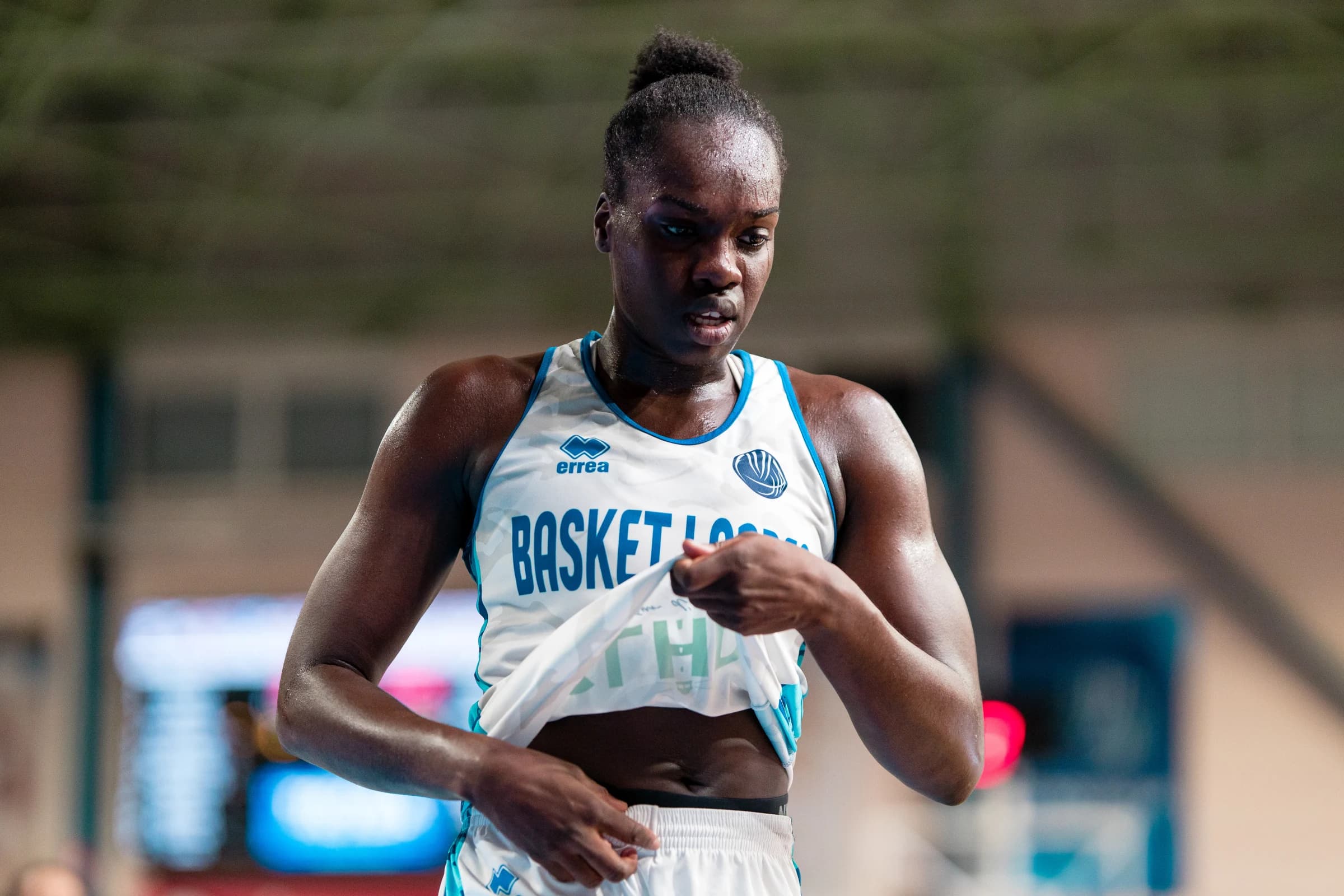 Clarince Djaldi-Tabdi quitte le Groupe France, 14 joueuses poursuivent la préparation à l’Euro 2025