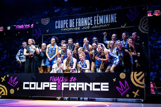 Emmené par Leïla Lacan, Basket Landes décroche sa 3e Coupe de France à Bercy, face à Villeneuve-d’Ascq
