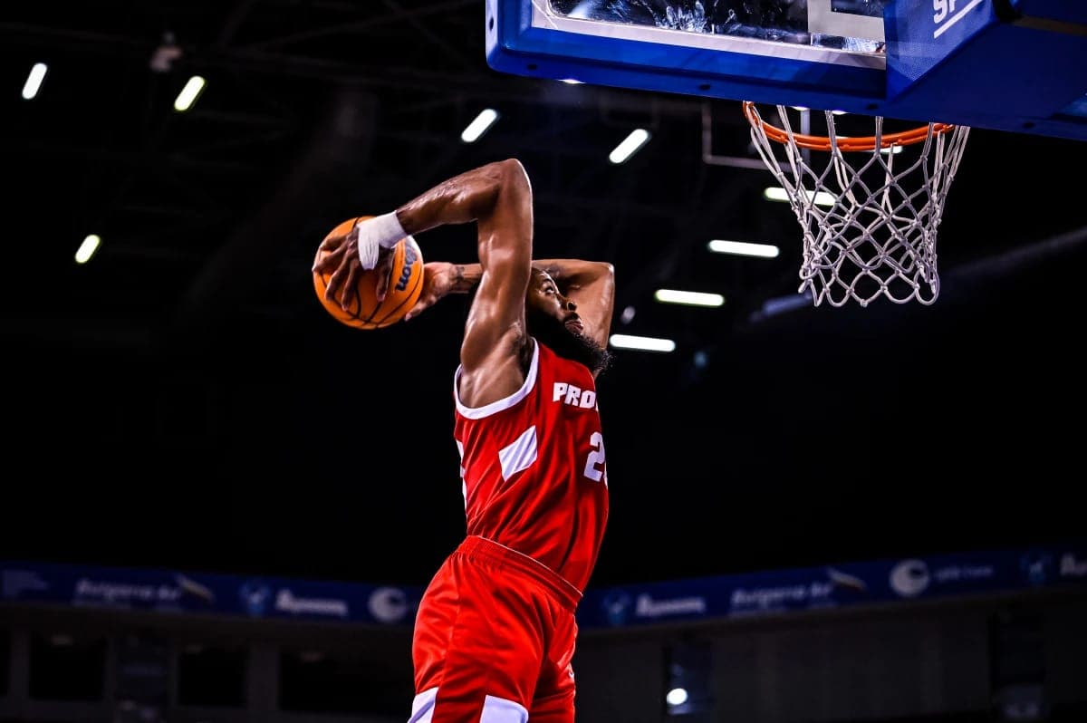 D.J. Stephens quitte Murcie pour Saragosse