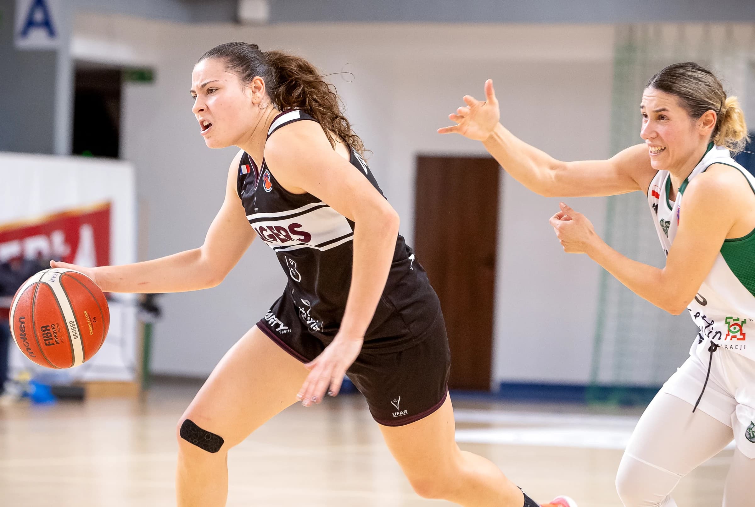 Angers va perdre Ameryst Alston mais prolonge Marine Dursus et Laura Mendez