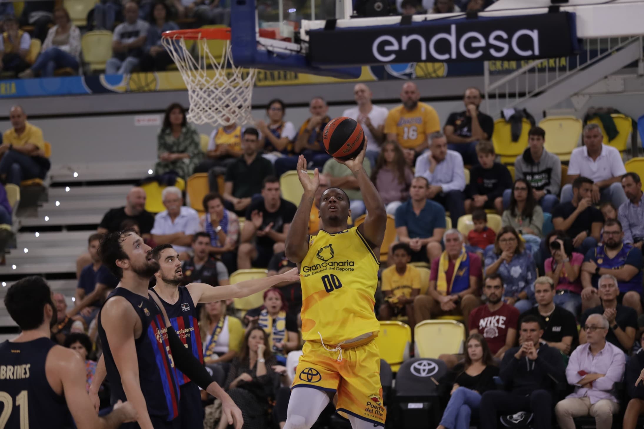 Gran Canaria : Albicy et Inglis moteurs de l’exploit contre Barcelone