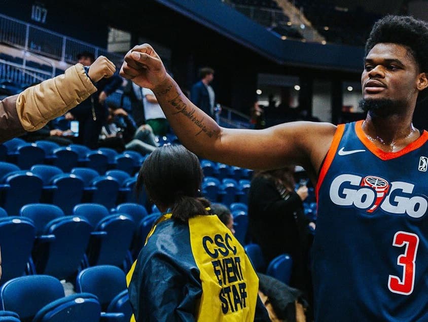 Daryl Doualla a marqué ses premiers points en G-League