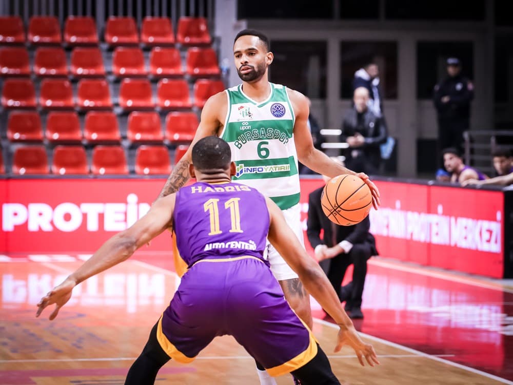 David Michineau porte Bursaspor (35 d’évaluation) mais perd