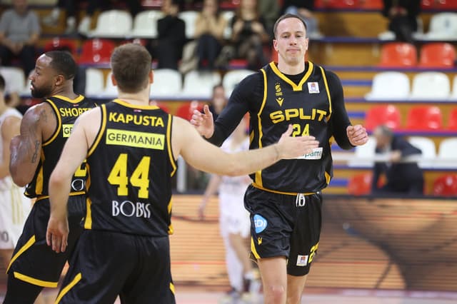 David Skara à Ljubljana pour partager le poste 4 en EuroCup avec Cameron Houindo