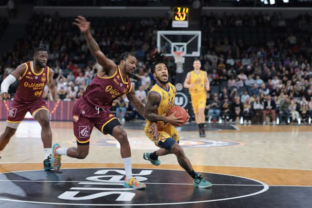 Boulazac devient leader… grâce à la victoire au buzzer d’Évreux à Orléans !