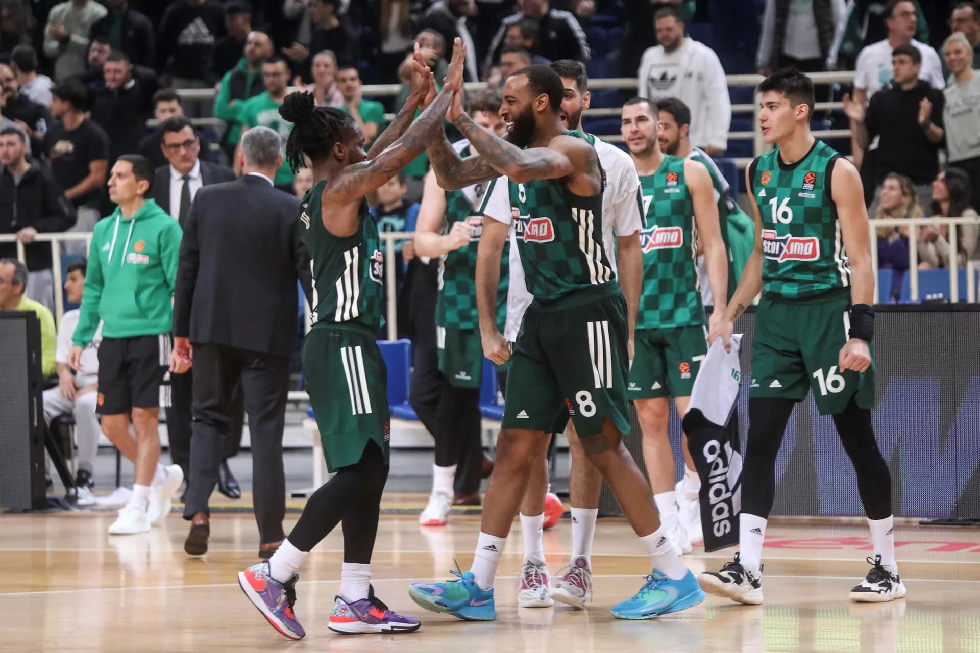 Malgré un Mam’ Jaiteh record, la Virtus Bologne perd chez le Panathinaikos