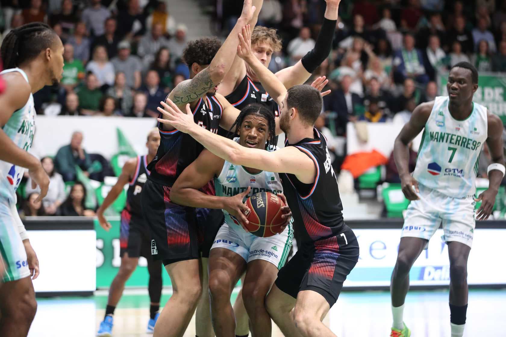Surclassé à domicile par Paris, Nanterre « ne joue pas le même championnat »