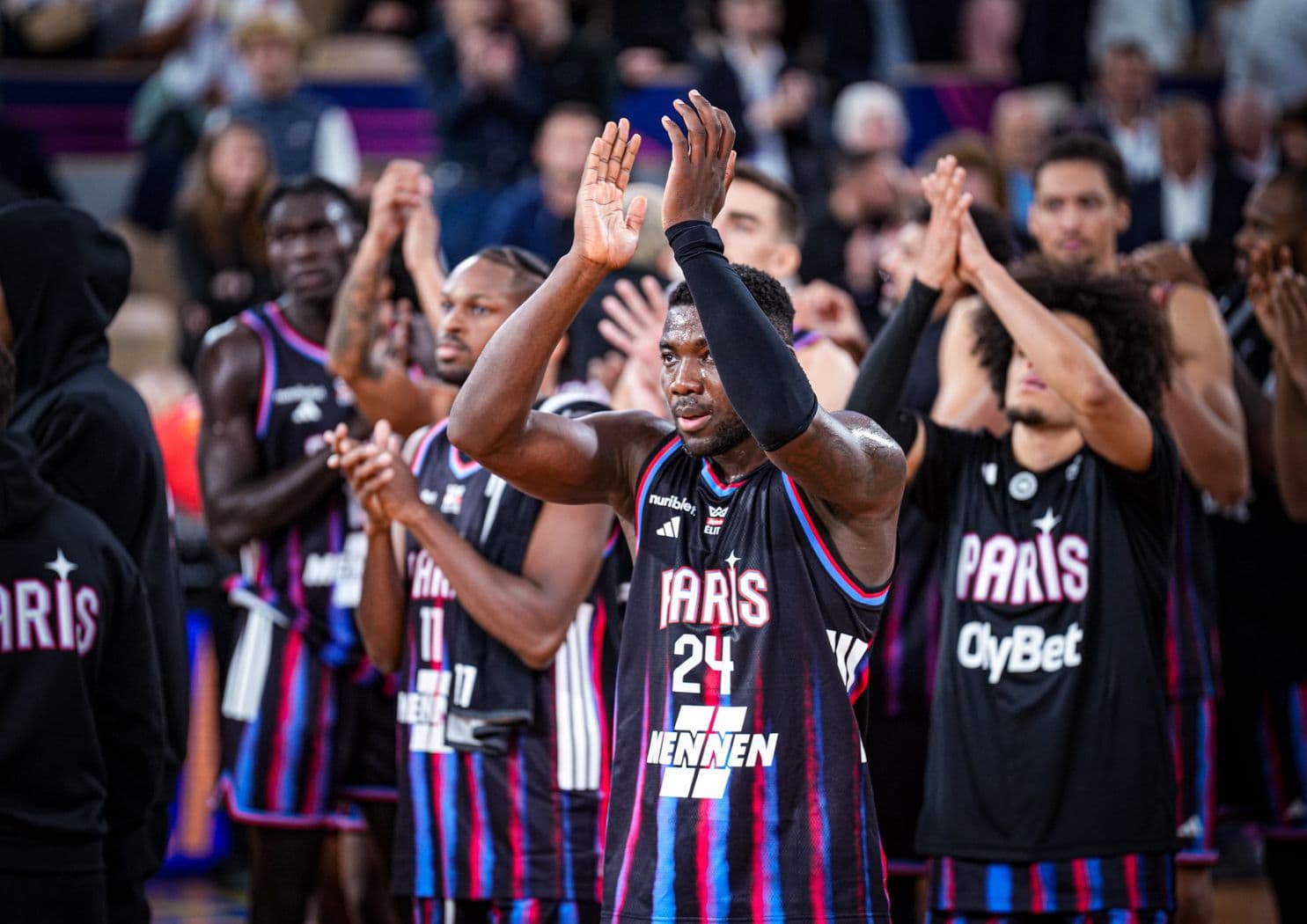 Fabuleuse prestation collective à Belgrade du Paris Basketball, qui reste dans le peloton de tête