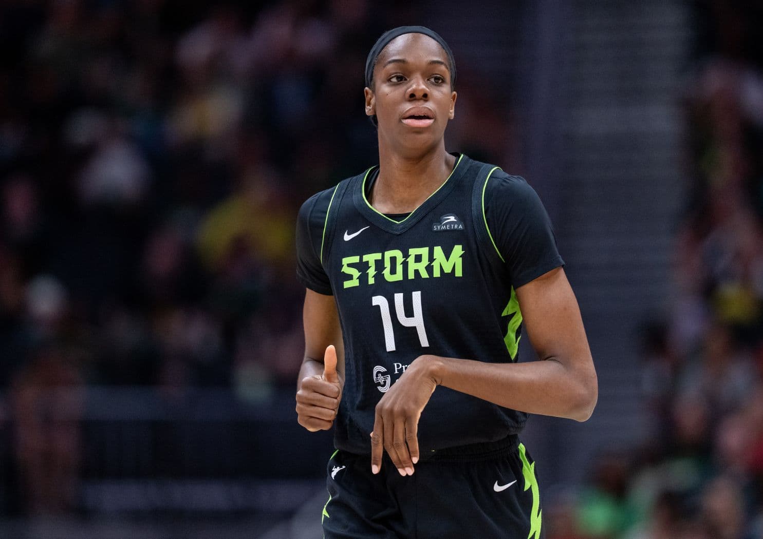 Dominique Malonga a fait son choix : elle reste aux États-Unis, direction la ligue Unrivaled !