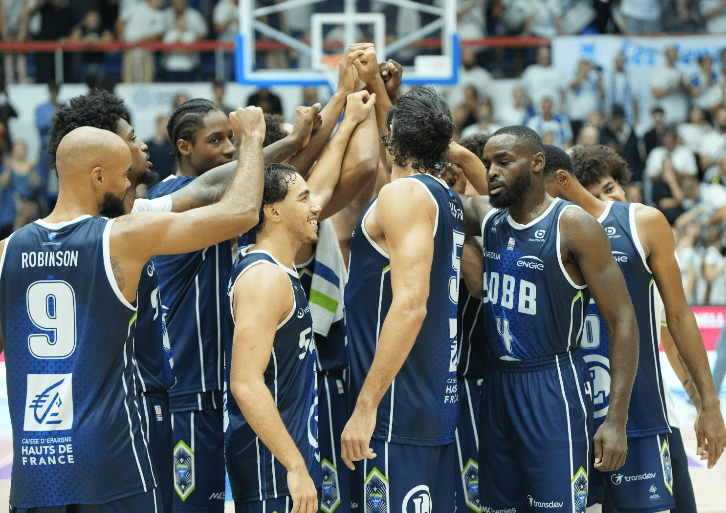 En déplacement au Mans, les joueurs de Saint-Quentin vont devoir loger… à 120 km de là