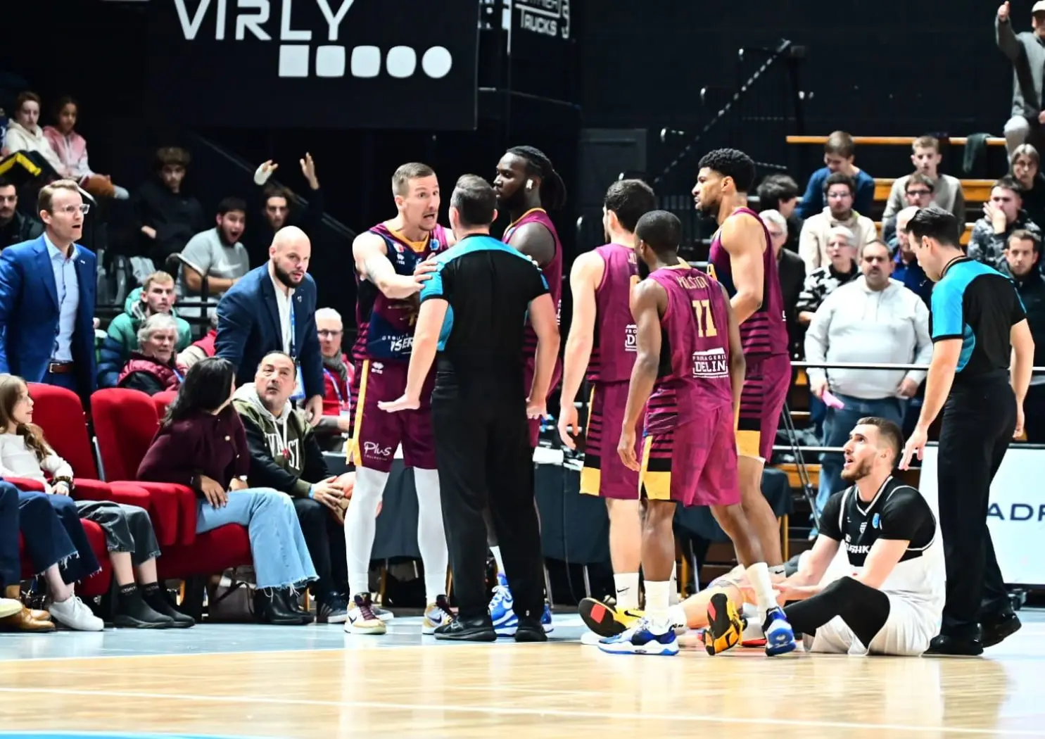 Défaite à domicile contre Bashkimi de Dijon, qui hypothèque ses chances de qualification