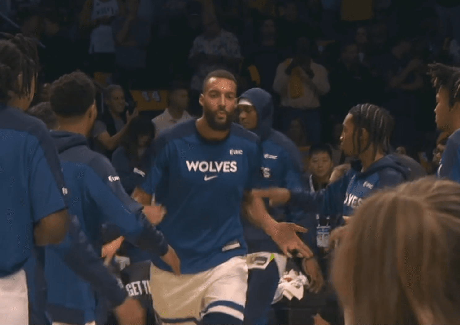Rudy Gobert prolonge l’aventure avec Minnesota pour 3 ans en baissant son salaire
