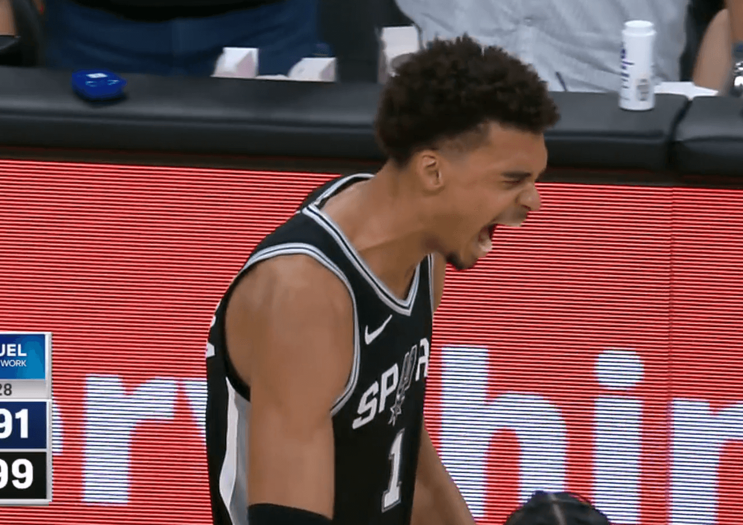 Pour son retour, Victor Wembanyama mène les Spurs vers la victoire contre les leaders de l’Ouest