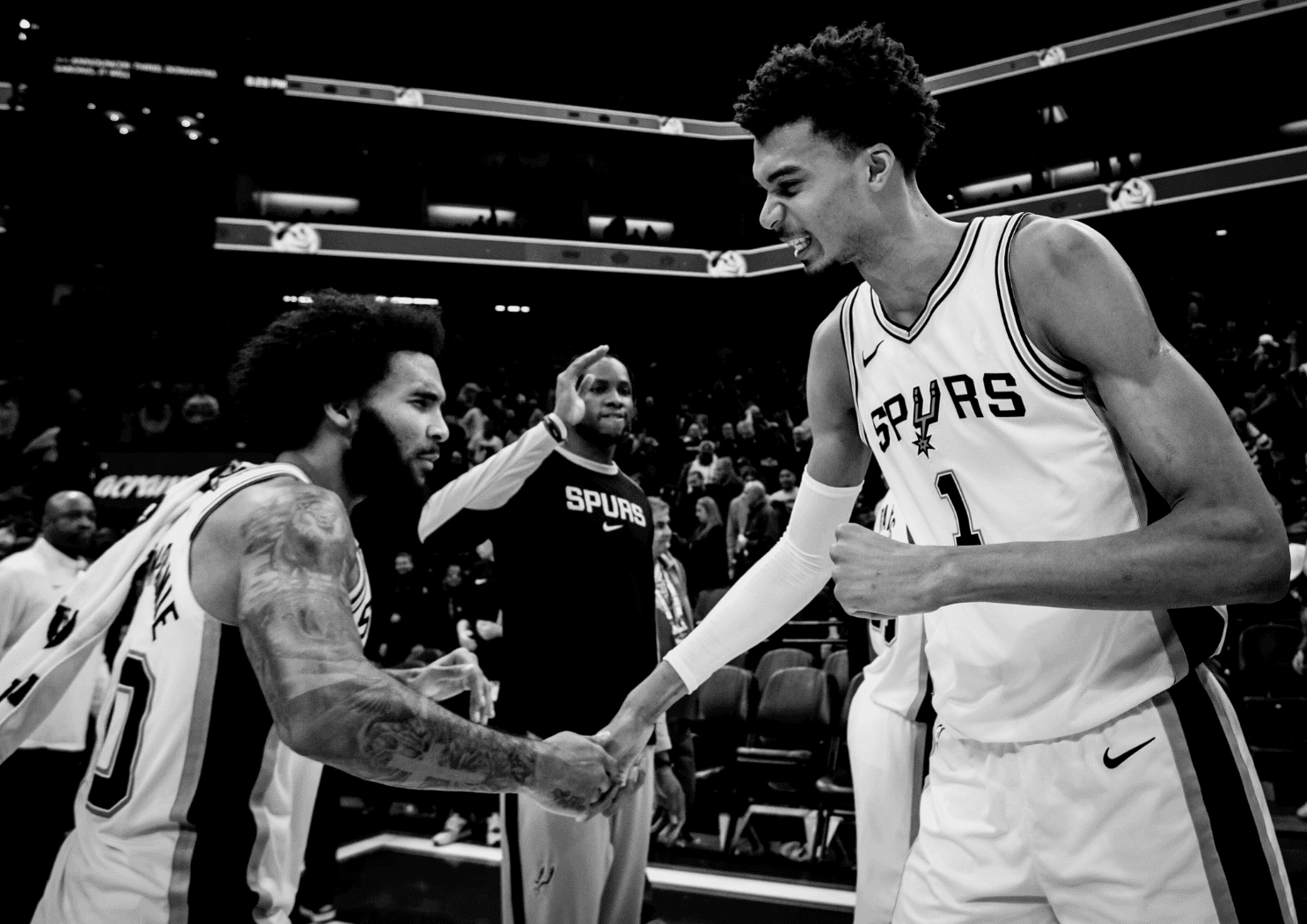 Premier triple-double de la saison pour Wembanyama et les Spurs battent leur record de 3-points
