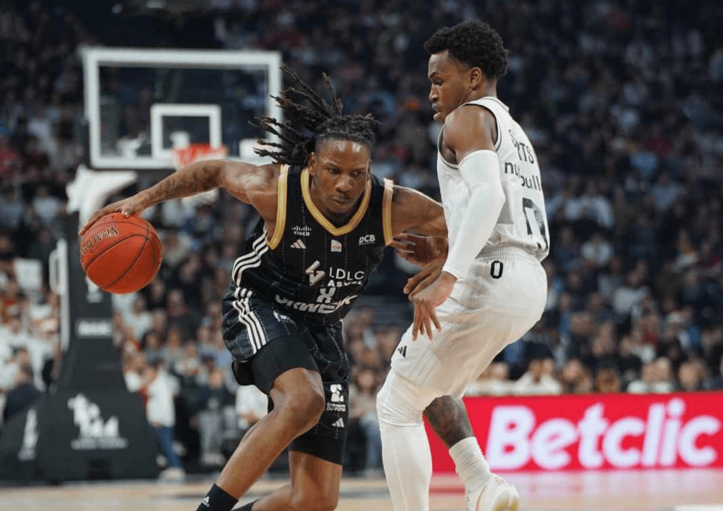 Finalement quasiment au complet, Paris tombe chez l’ASVEL; Chalon l’emporte au couteau contre le BCM