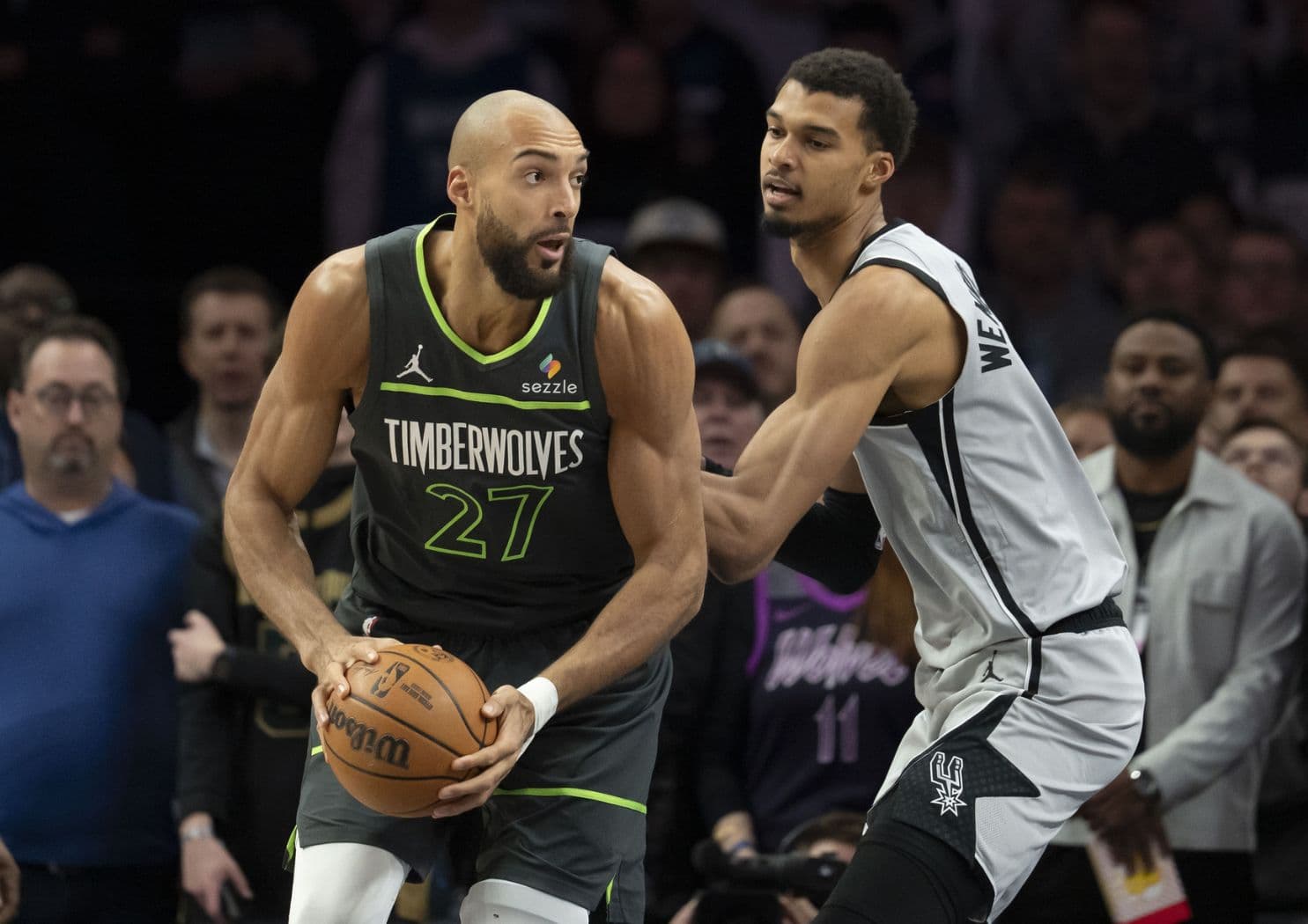 Duel spectaculaire entre Timberwolves et Spurs : Wembanyama domine, Gobert repart avec la victoire mais une suspension