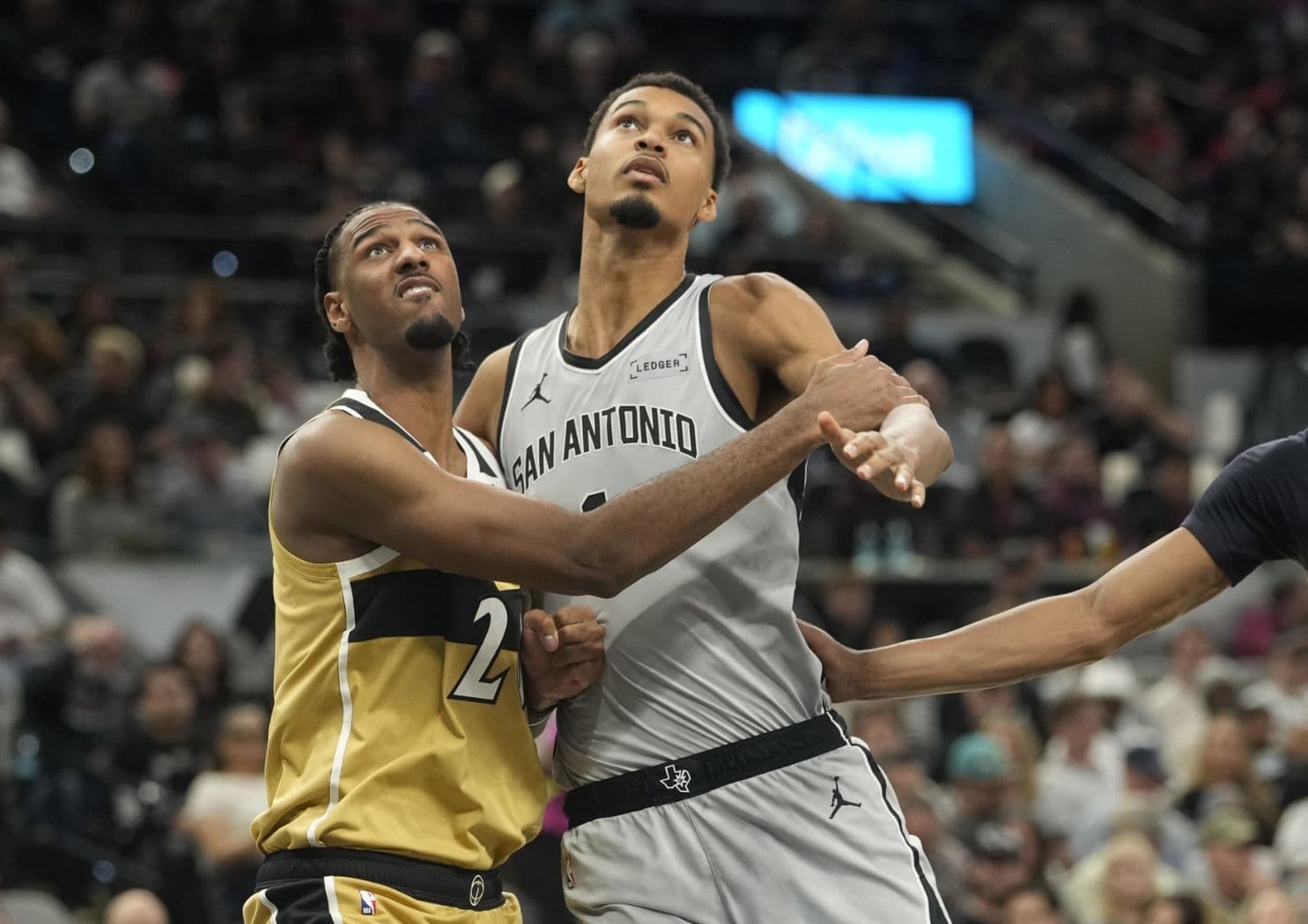 Victor Wembanyama et Alexandre Sarr cartonnent chacun de leur côté : les pivots français incarnent le futur