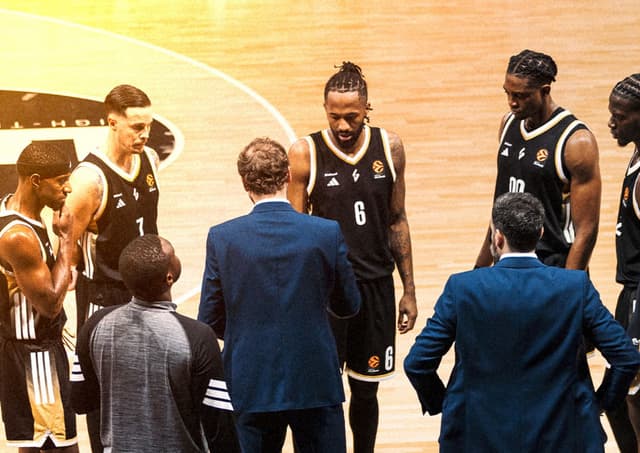 Malgré des bons débuts de la recrue et un small ball qui fonctionne, l’ASVEL lâche la fin de match contre le Barça